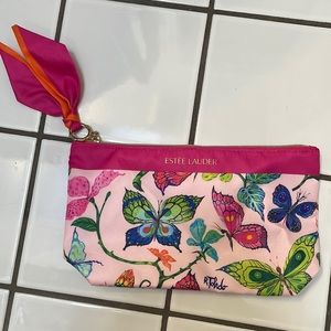 Estée Lauder make up bag